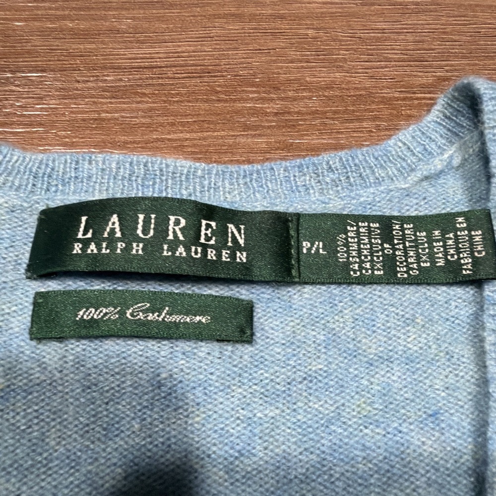 Lauren Ralph Lauren Women's PETITE LARGE V-Neck‎ 100% Cashmere Sweater Blue - Picture 6 of 11